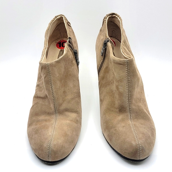 Nine West Suede Ankle Booties Size 10. #1340 - Picture 2 of 7